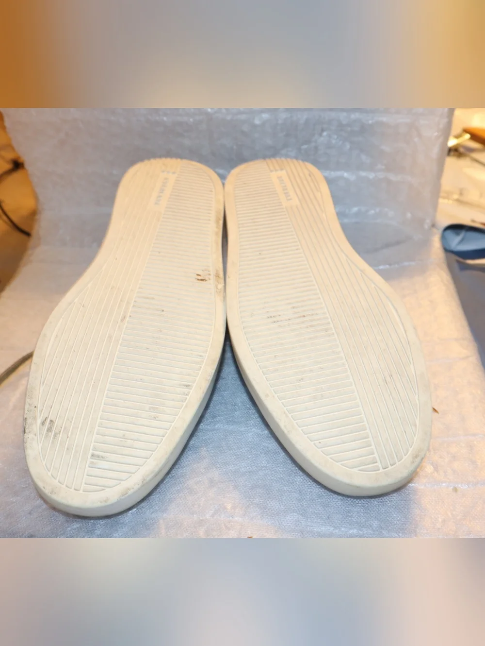 Everlane The Desert Shoes in a tan‎ suede color. Size 10 Mens